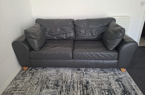 Black leather seater - 2,